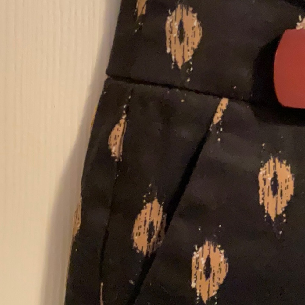 Statement pants! - Picture 3 of 4
